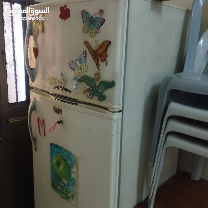 ثلاجة نوع فيدرال 250/300 لتر