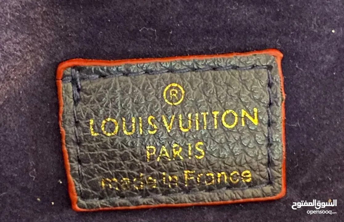شنتة لويس فيتون Louis Vuitton مستعمل بحال الوكالة