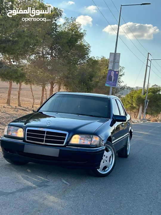 Mercedes c200 وارد اليابان فل نظافه