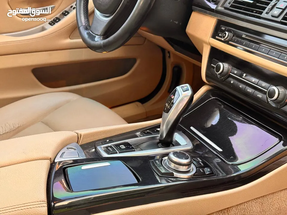 للبيع او البدل ع اقل سعر.  BMW 528i فحص كامل موديل 2014