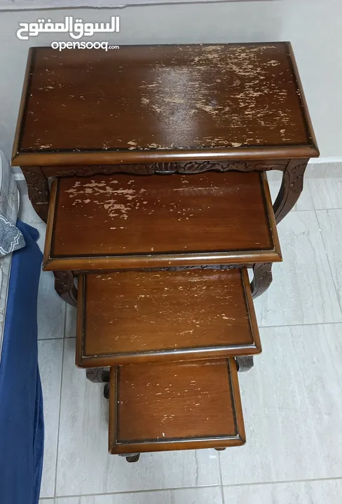 طاولات خدمة للبيع
