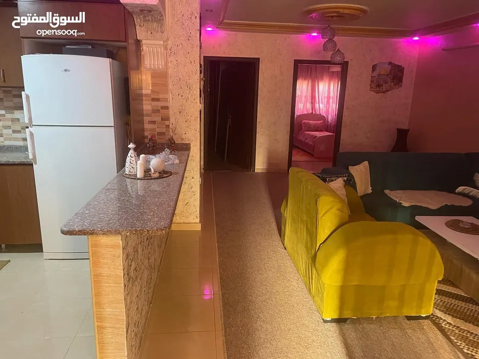 شقة طابق رابع في الزرقاء للبيع