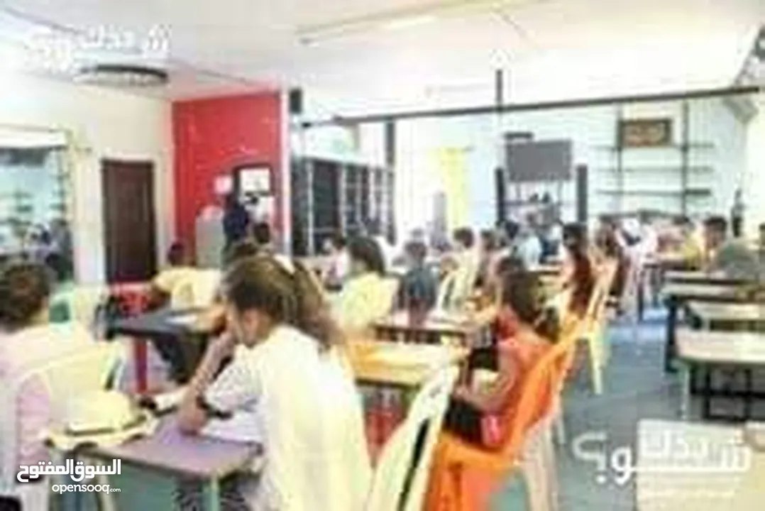 دورات محو الأمية وتعليم الكبار القراءة والكتابة