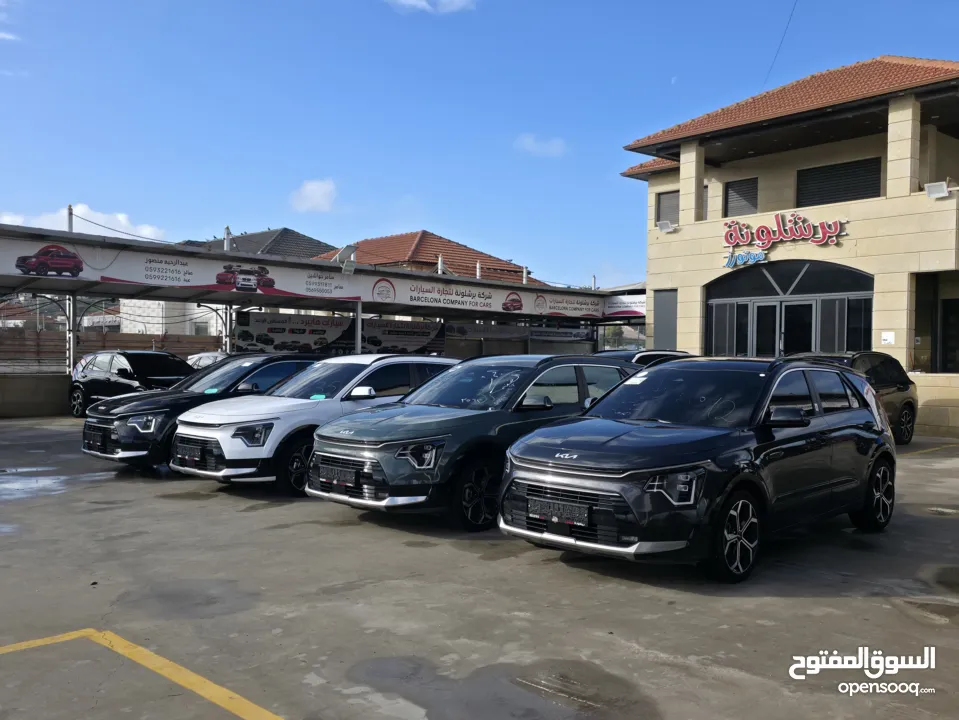 تشكيلة مميزة من سيارات كيا نيرو هايبرد ترخيص 2022 بالالوان المميزة (ابيض &اسود&فيراني&زيتي)