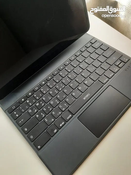 للبيع iPad pro  الجيل الرابع 2021 (12.9) إنش بدعم شريحه خط