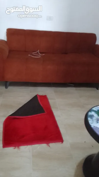 طقم غرفه جلوس بحاله جيده للبيع