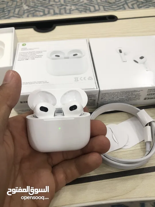 سماعات أبل Airpods pro 2   Airpods 3 ايربودز