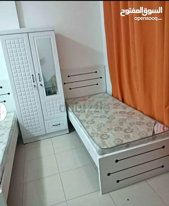 brand New single bed with medical mattress saiz 90x190