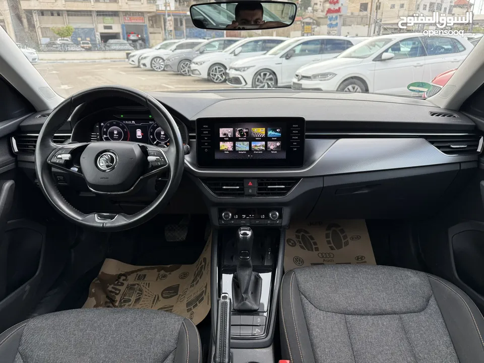 سكودا كاميك ترخيص 2021 محرك 1500 بنزين جير أوتوماتيك  150 حصان