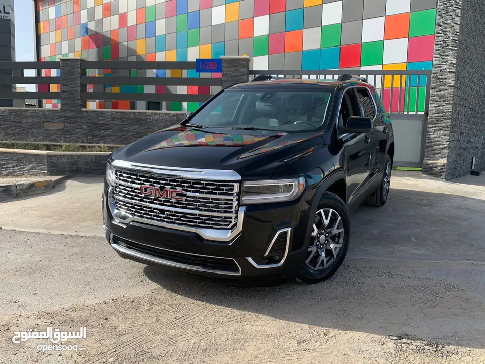 GMC Acadia 2023 تصلح لجميع الإعفاءات