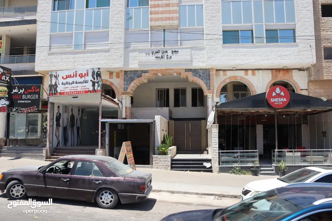 محلات تجارية للبيع او الايجار في شارع الجامعة اليرموك منطقة مميزة و معروفة