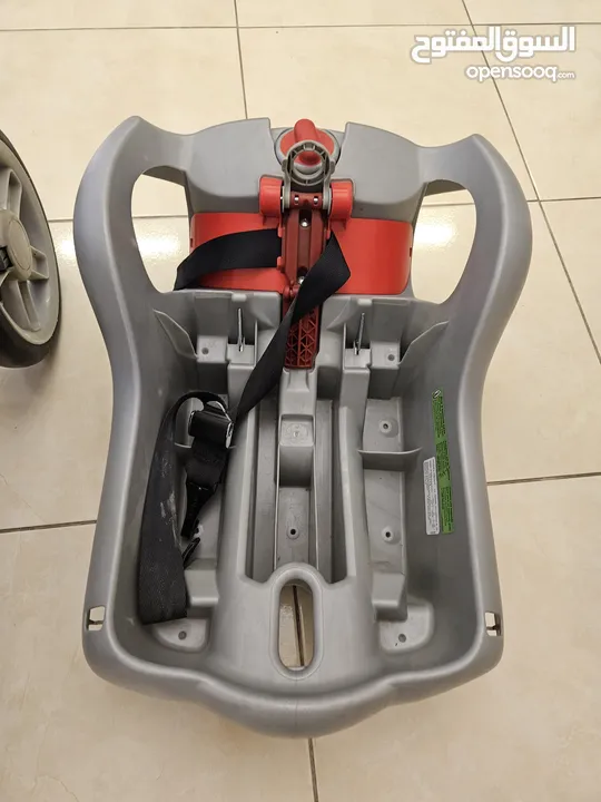 عرباية Graco اعلى صنف للبيع مع كرسي سيارة