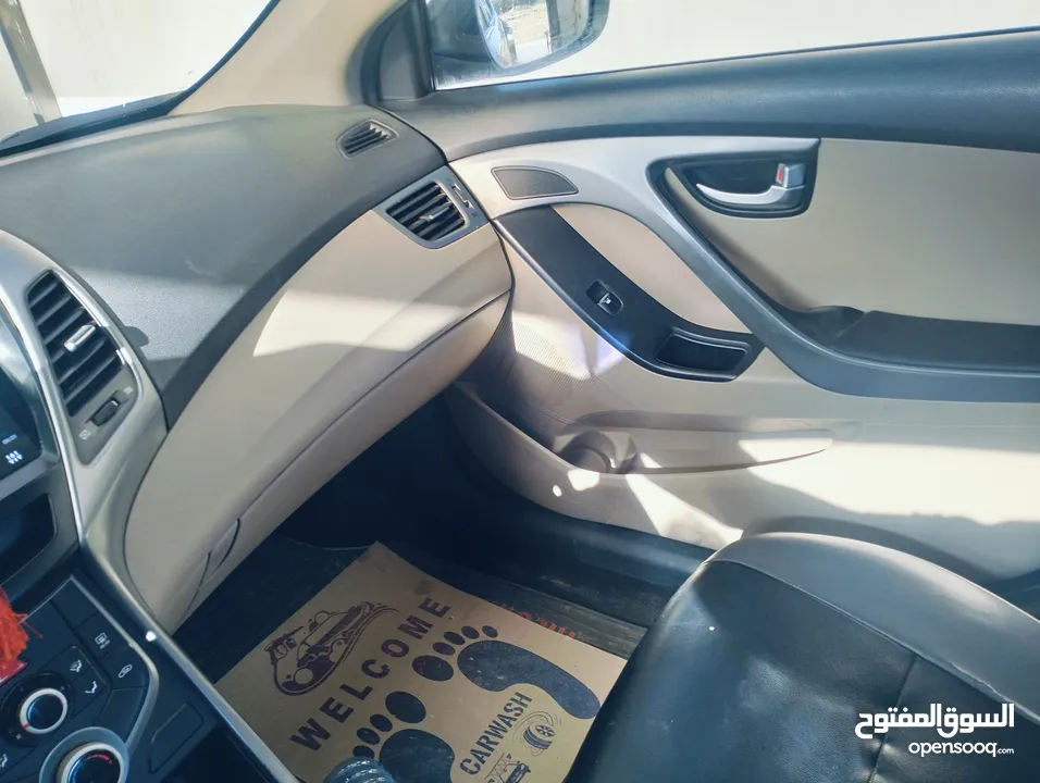 Hyundai Elentra 2016 هيونداي النترا 2016 فحص  كامل بحالة الوكالة بسعر 8200 قابل للتفاوض بعد المعاينة