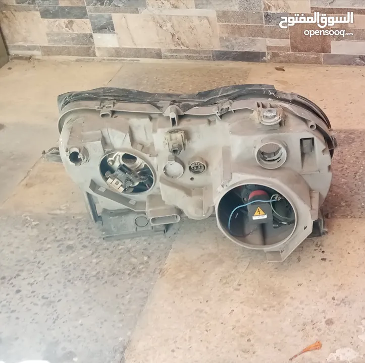 ضو أمامي يمين مرسيدس غواصة كوبيه