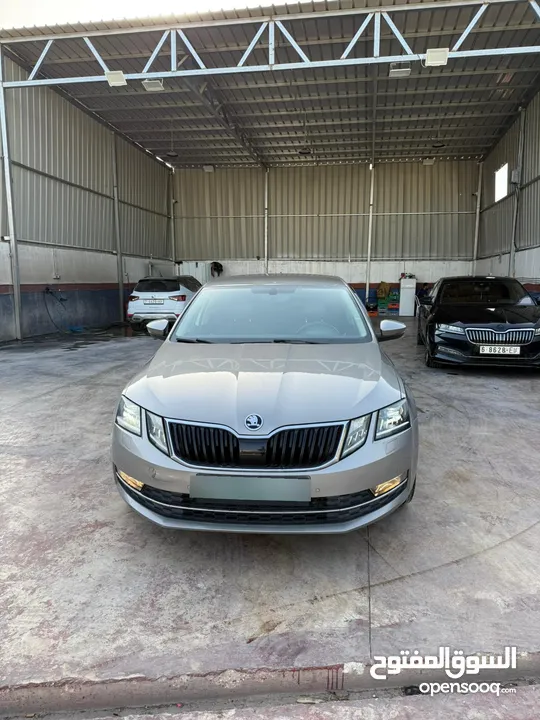 سكودا اوكتافيا  2017 ترخيص 2017 مطور 2000 ديزل  تماتك  لورين كلينتت