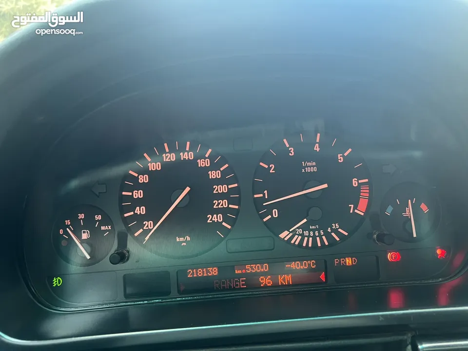 BMW 520 موديل 2000