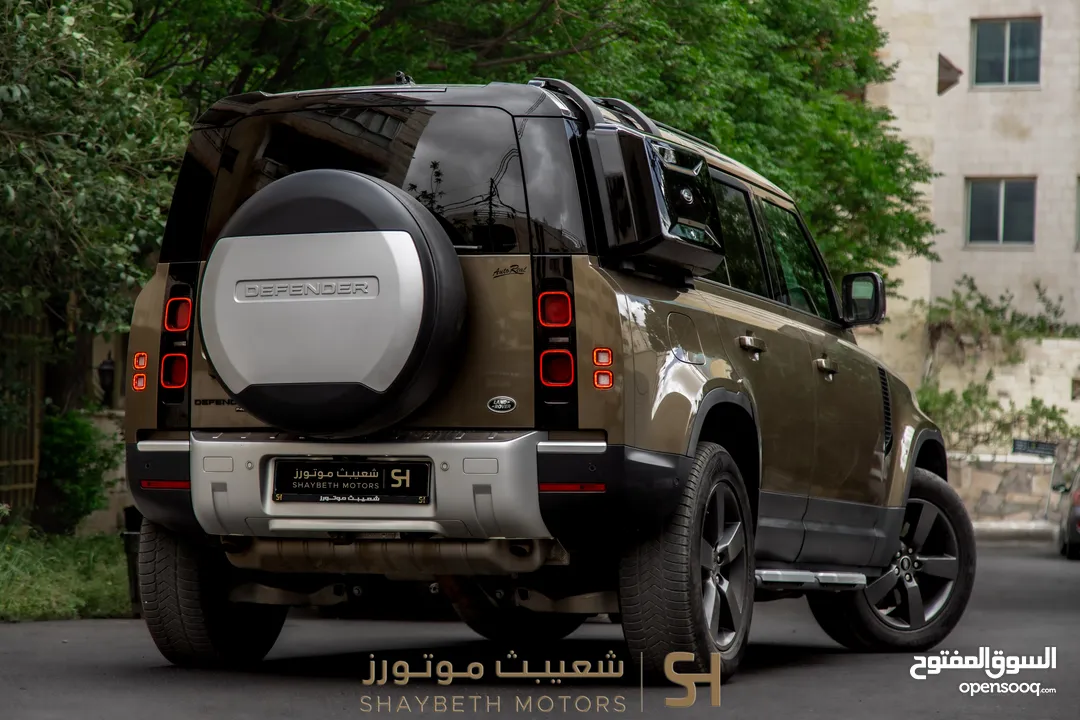 Land Rover Defender 2022 Plug in hybrid Black package