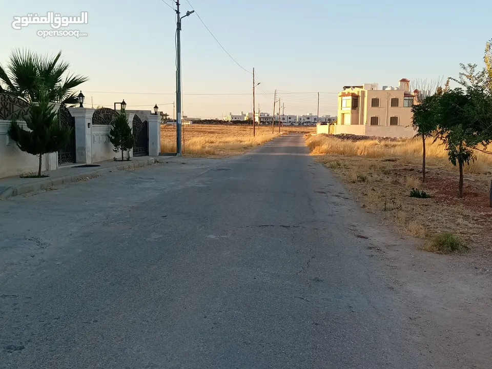 ارض للبيع في الطنيب