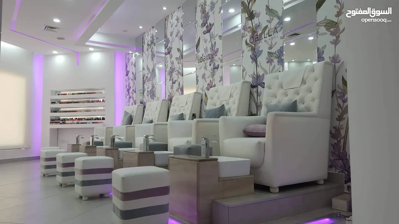 .صالون للعناية بالاظافر و سبا    .                          .Nails Spa &More .