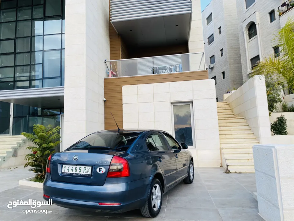 سكودا اوكتافيا رمش 2011 اصل اوتماتك ماتور 1600 ديزل تيربو صلاة النبي ممتازة السيارة الله يبارك ..