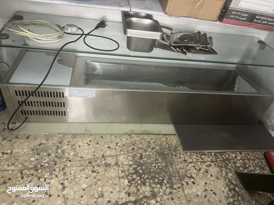 ثلاجة مستعملة شبه جديدة للبيع