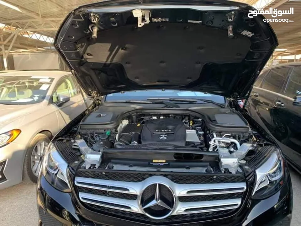 Mercedes Benz GLC350e    2019  Model   Hybrid PlugIn  السيارة فحص كامل  كلين تايتل