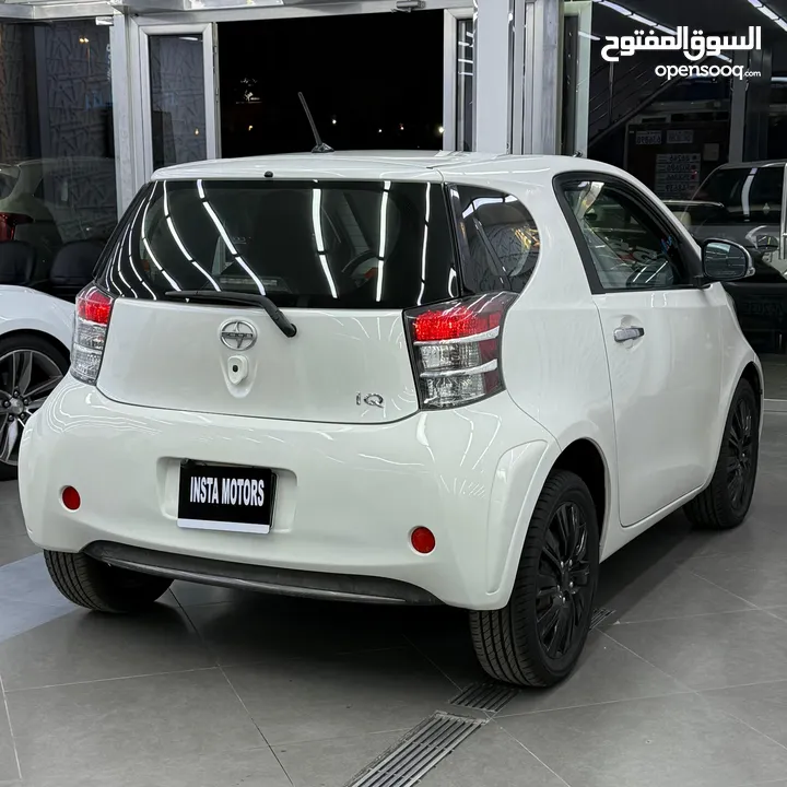 TOYOTA IQ 2012