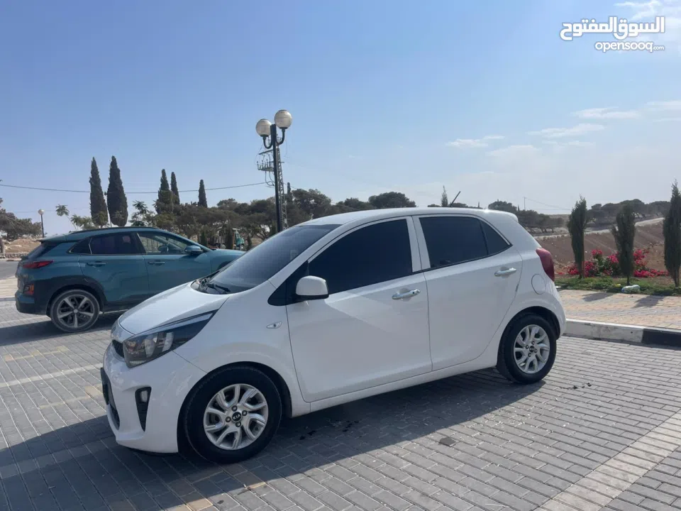 متوفر للبيع كيا بيكانتو2019. كيا فورتي 2008 فل اضافات 4 غيار