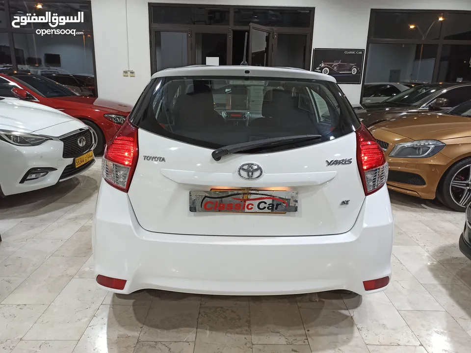 Toyota yaris hatchback 2016