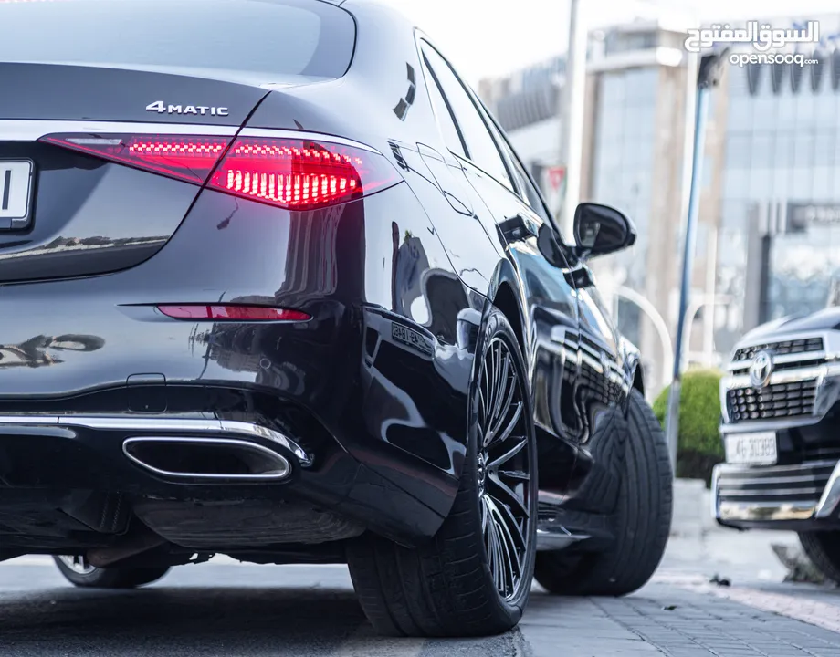 Mercedes S450 2022 Amg kit Mild hybrid 4matic    السيارة وارد الشركة و قطعت مسافة 64,000 كيلو