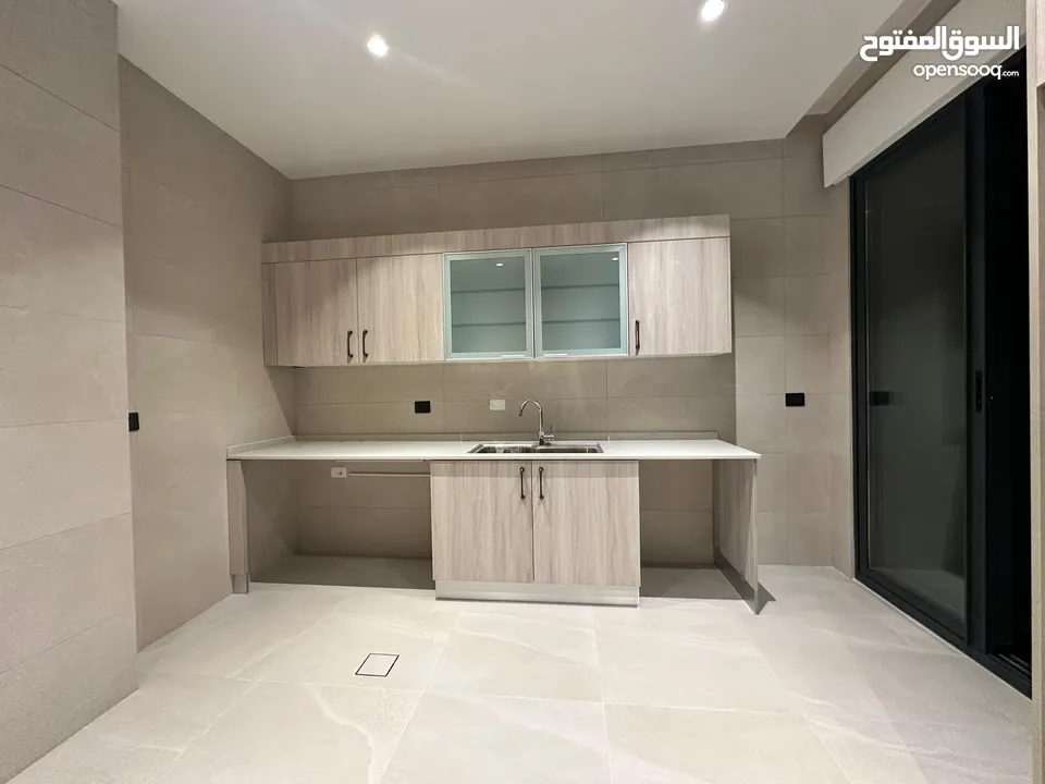 شقة غير مفروشة للايجار في الدوار الرابع  ( Property 39636 )-175034612