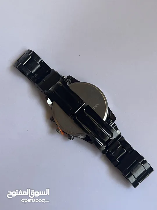 ساعات راقية وبسيطة بالالوان الذهبي والاسود - simple & luxury watchs (gold and black)