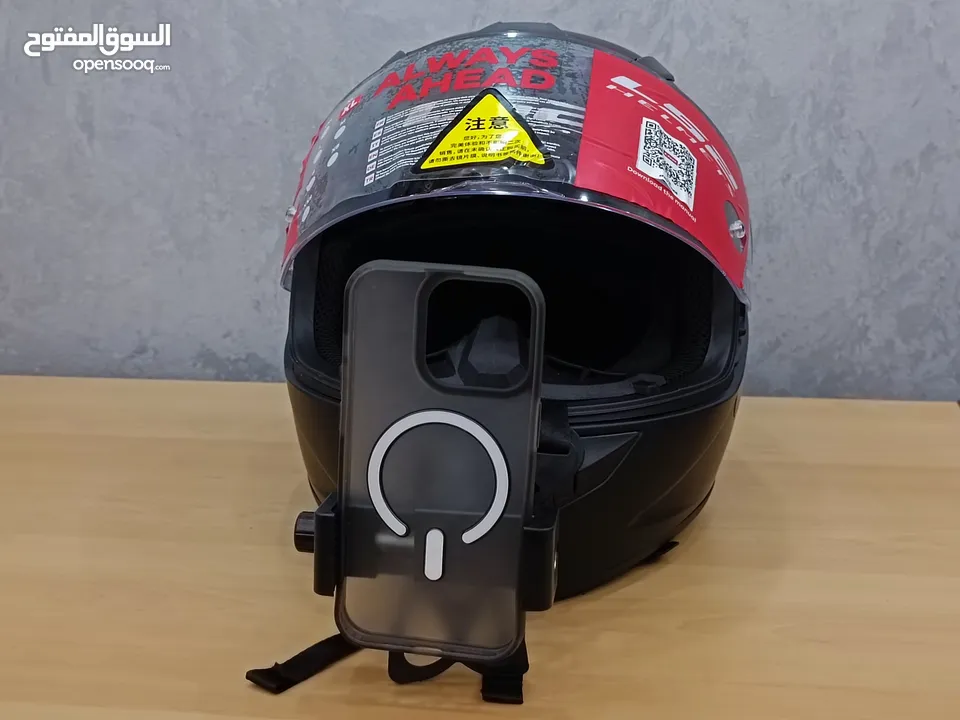خوذت LS2   حجم XL  الون كاتم  جديده مع مستلزمات 3 اقنعه للوجه مع ستاند للكمره وجوال. وعلاقه للخوذه