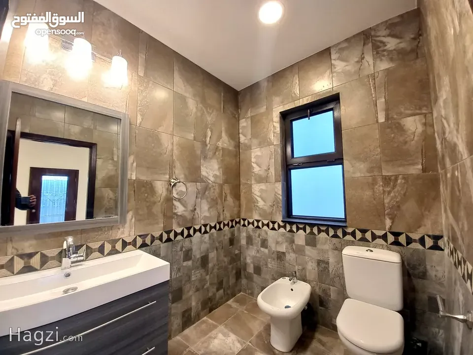 شقة غير مفروشة للإيجار 270م2 ( Property 36404 ) سنوي فقط