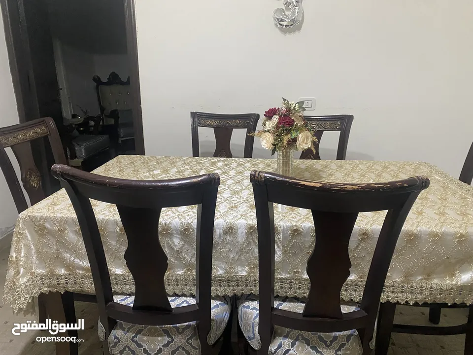 طاولة سفرة خشب تفصيل