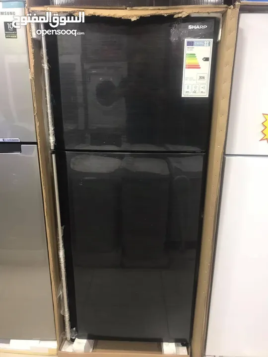 ثلاجه شارب لون اسود مميز 450 ليتر بسعر حرق