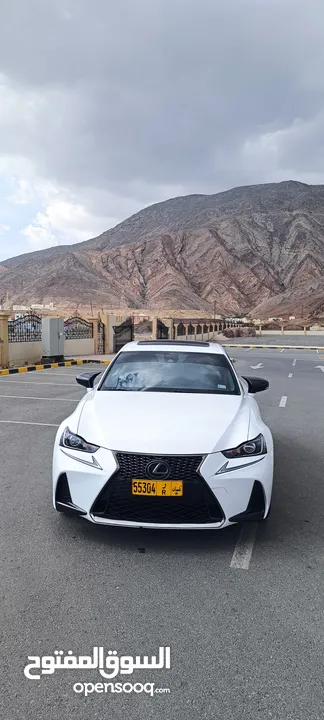 لكزس is 300 f sport 2018