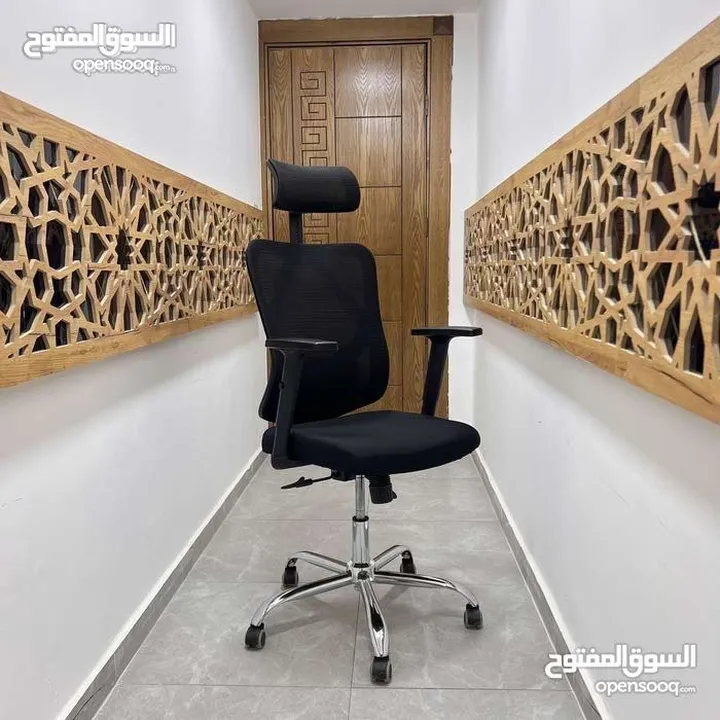 كرسي مكتب مريح، كرسي كمبيوتر شبكي بمسند ظهر مرتفع، ومسند رأس قابل للتعديل ومسند ذراع معدني، كراسي