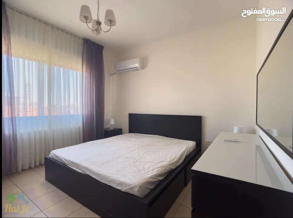Furnished three bedroom for rent in 5th Circle  abdoun   شقة مفروشة ثلاث غرف الدوار الخامس عبدون دير