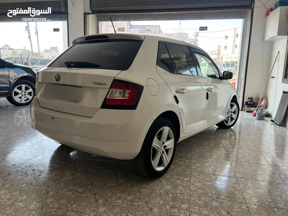 سكودا فابيا
