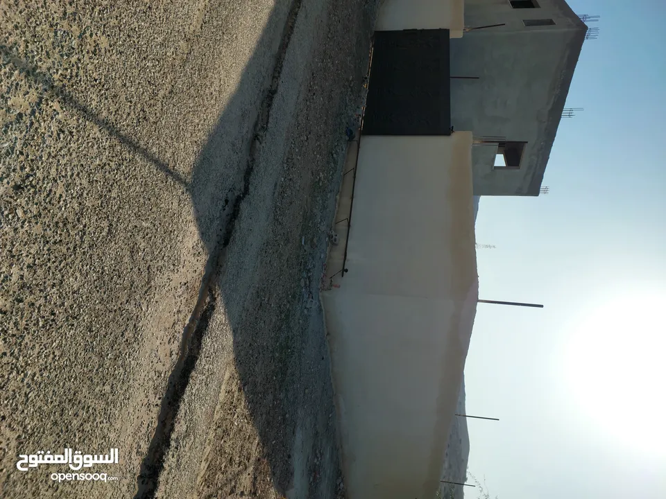 ارض بالغور للبيع بسعر حرق