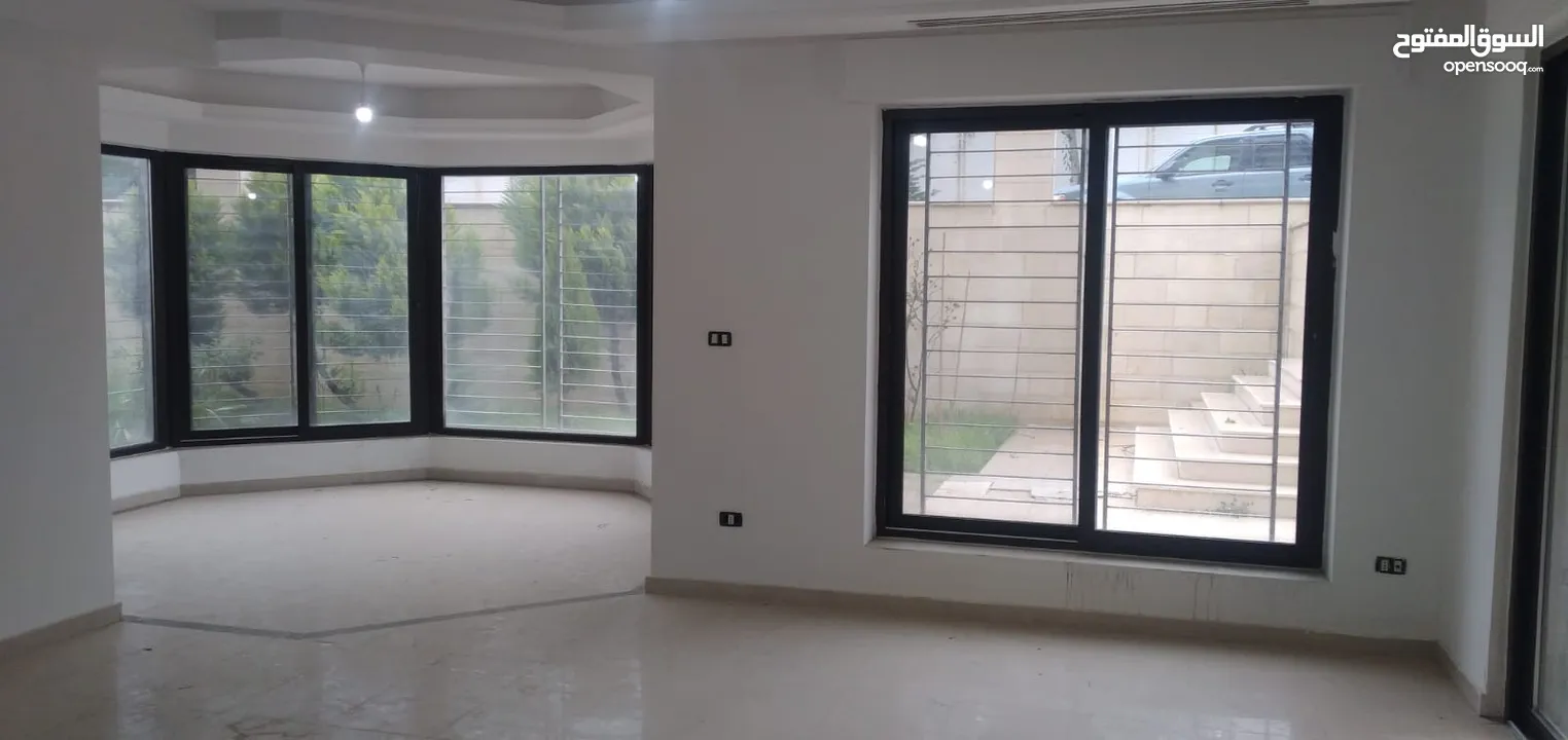 شقة طابقية للبيع او للإيجار في شارع مكة - ref : 14562