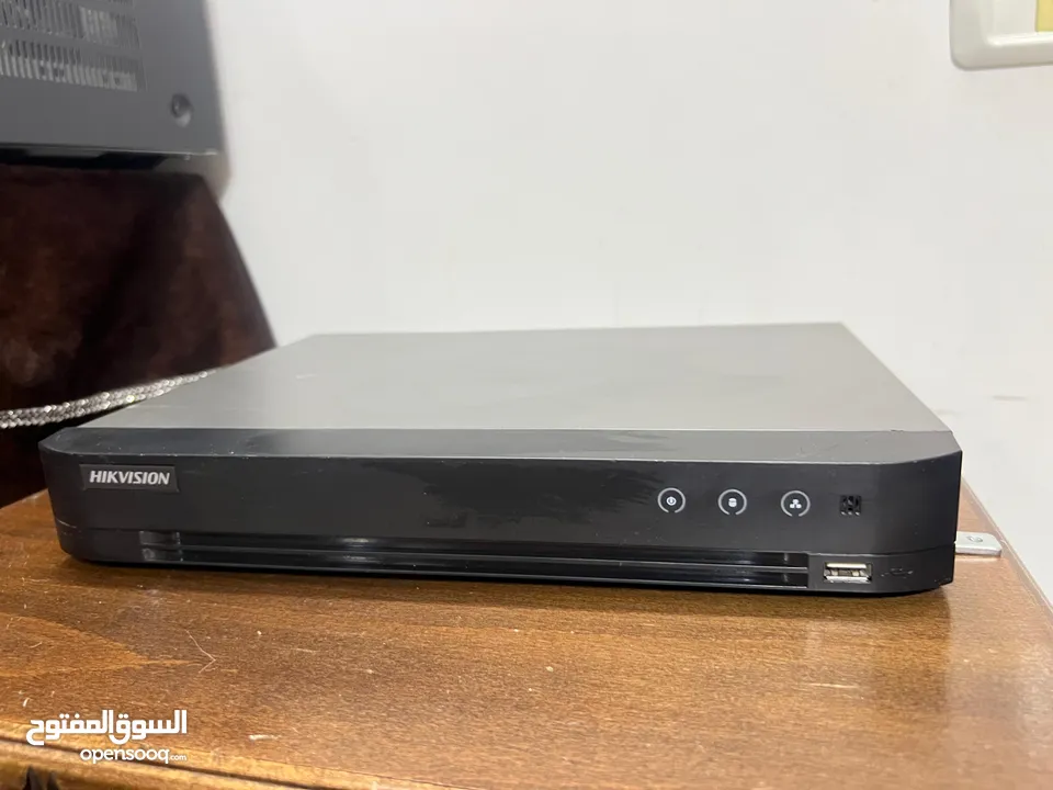DVR Hikvision  دي في ار للكاميرات