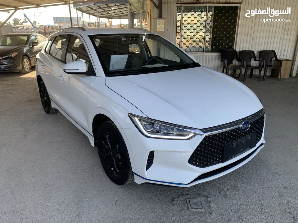 BYD E2 2022 بي واي ديه 2022 صنف لوكشري فل الفل بحاله الوكاله