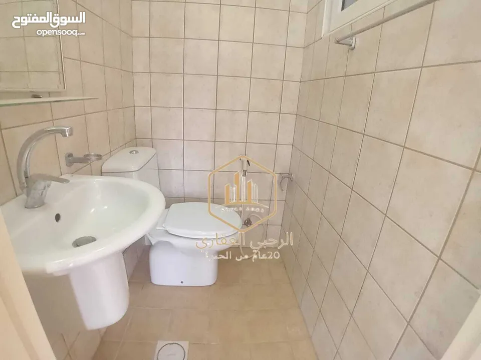 روف / للايجار / 3نوم / مطل مع ترس / دابوق