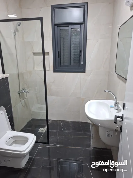 ستوديوهات جديده لم تسكن من قبل مع اامالك مباشرة