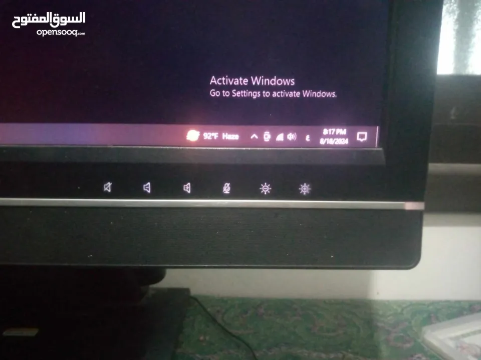 كمبيوتر  hp للبيع  بحاله ممتازه ويندز 10