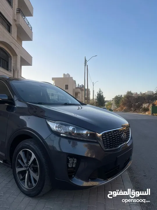 كيا سورينتو فل فل الفل ماعد فتحة 2019 ترخيص 2018 و4+4