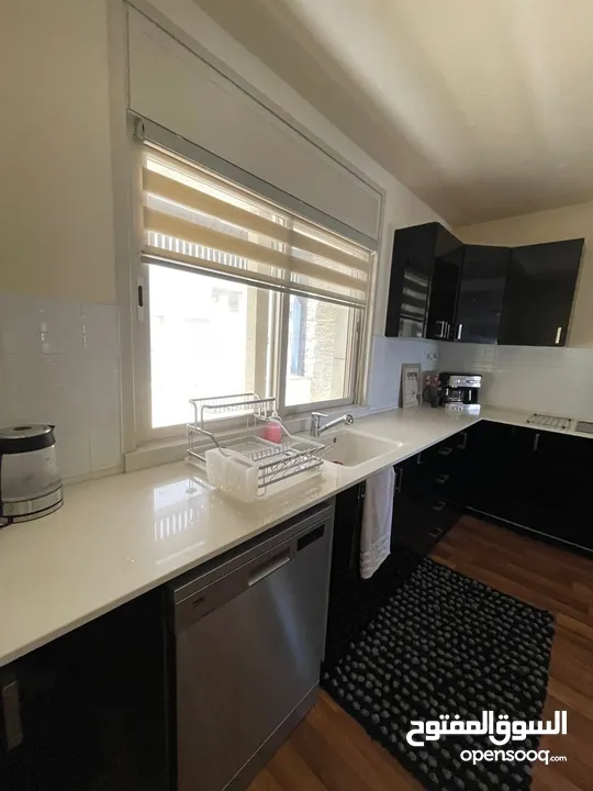 شقة فاخرة للإيجار روابي