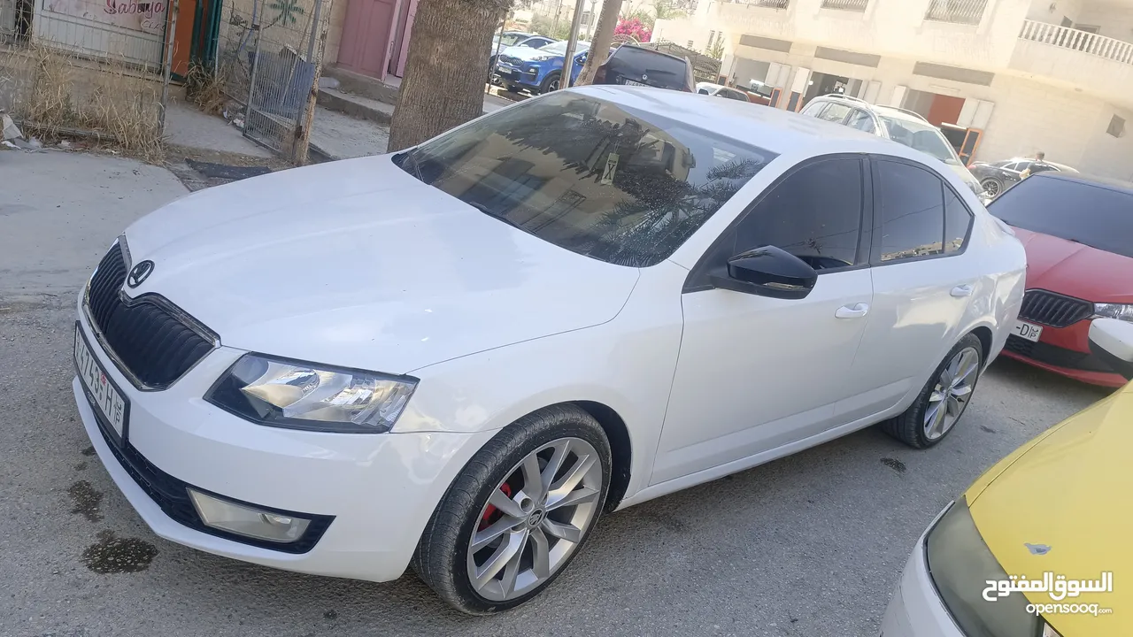 سكودا اكتافيا 2014اصل عمومي مطور 2000اتماتك